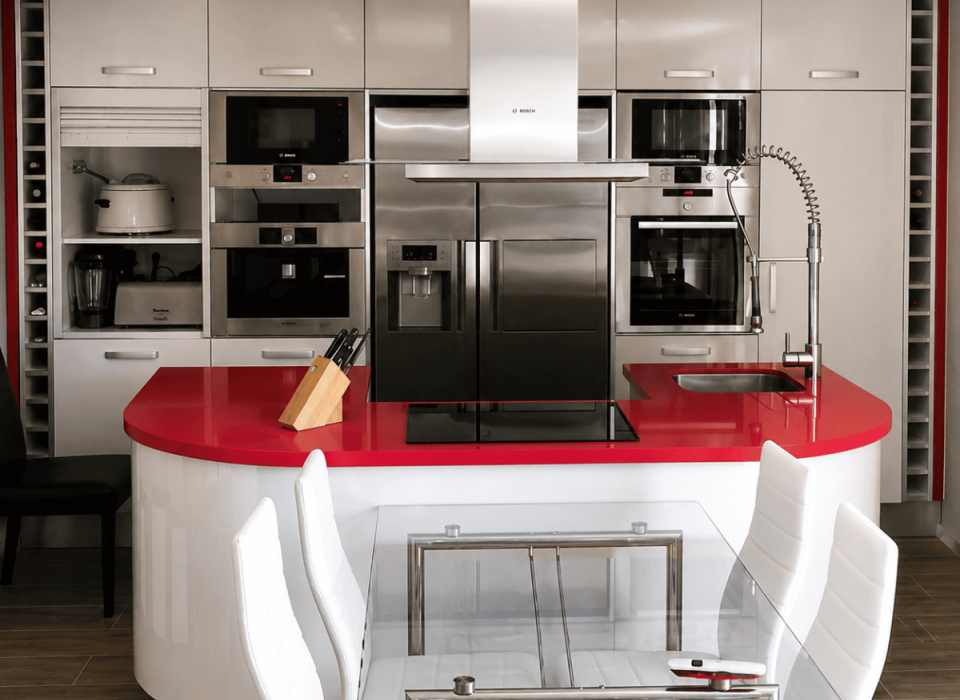 Cocina a medida de diseño moderno en Elche